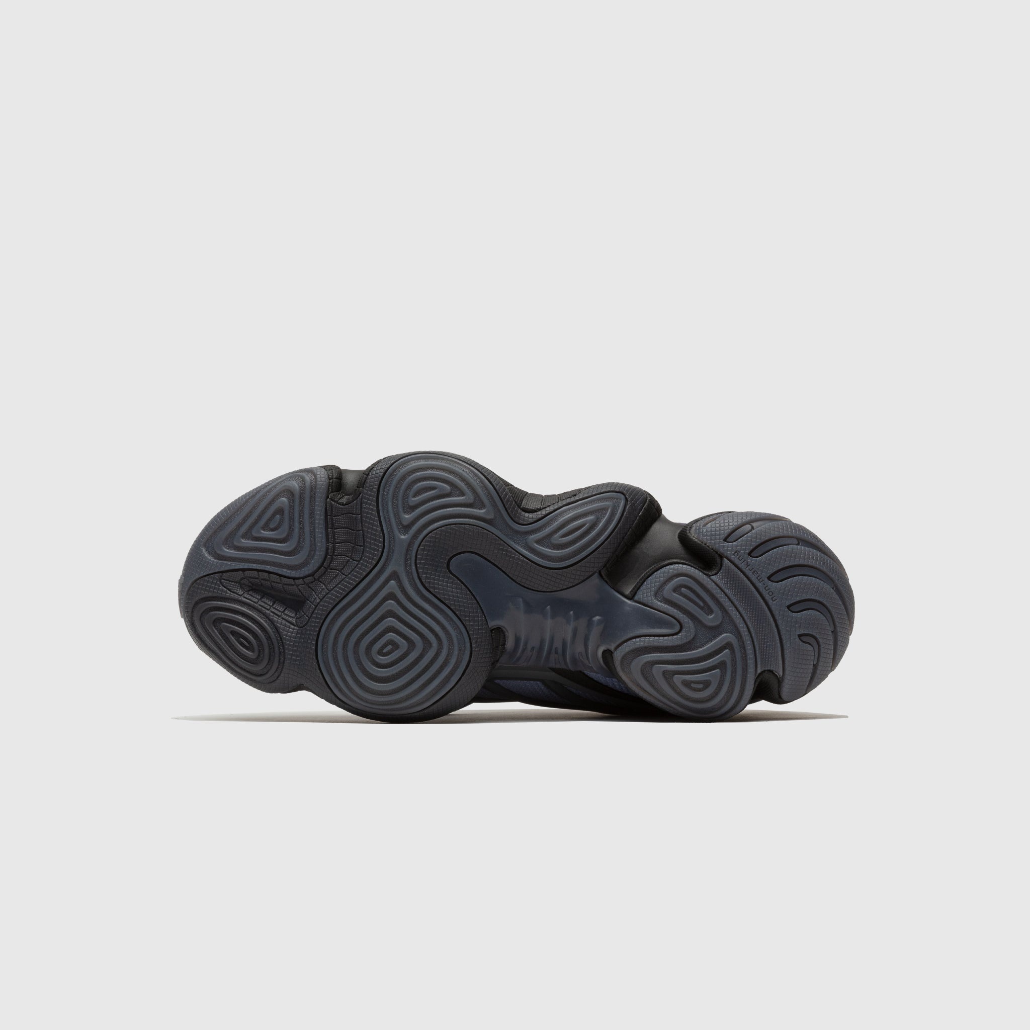 PACKER X ADIDAS FYW INTIMIDATION LOW "ANTHRACITE" - 9
