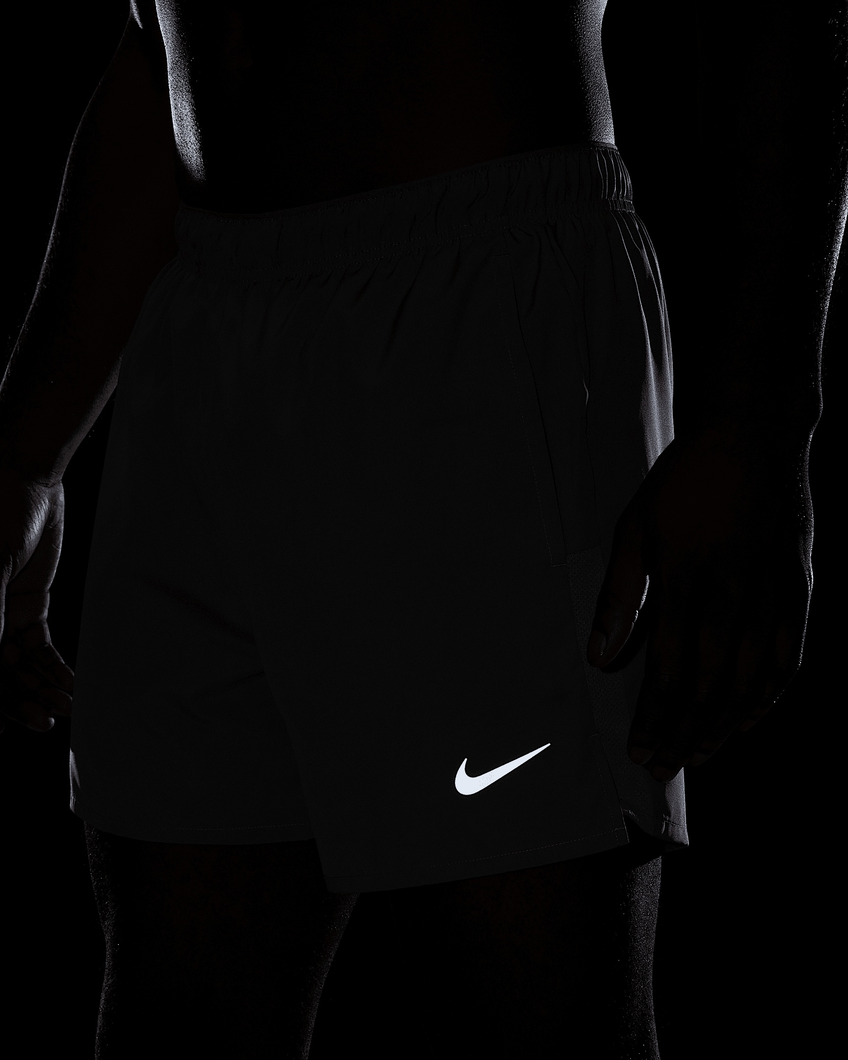 Nike Challenger Men's Dri-FIT 5" 2-in-1 Versatile Shorts - 9