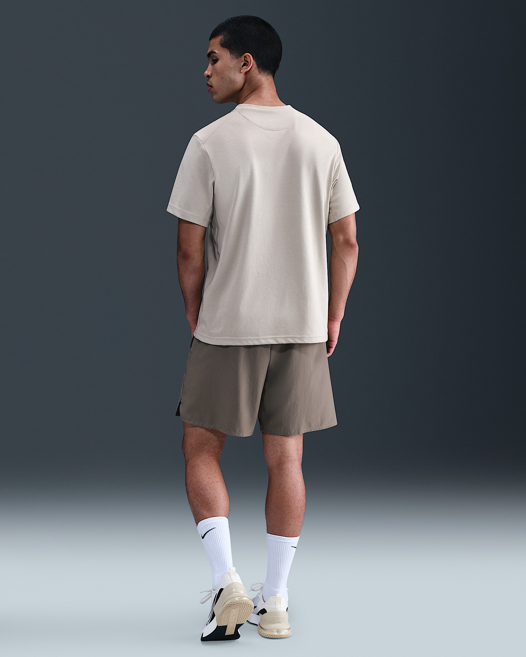 Nike Unlimited Men's Dri-FIT 7" Unlined Versatile Shorts - 4