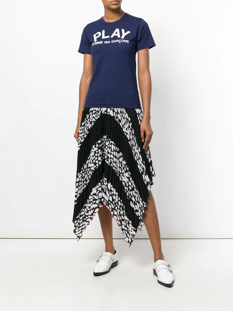 Comme des Garçons PLAY slim fit logo T-shirt outlook