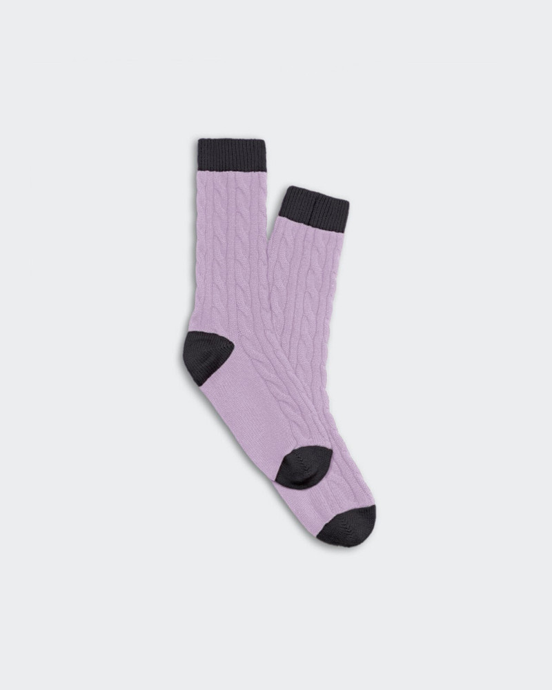 Cable Socks 1