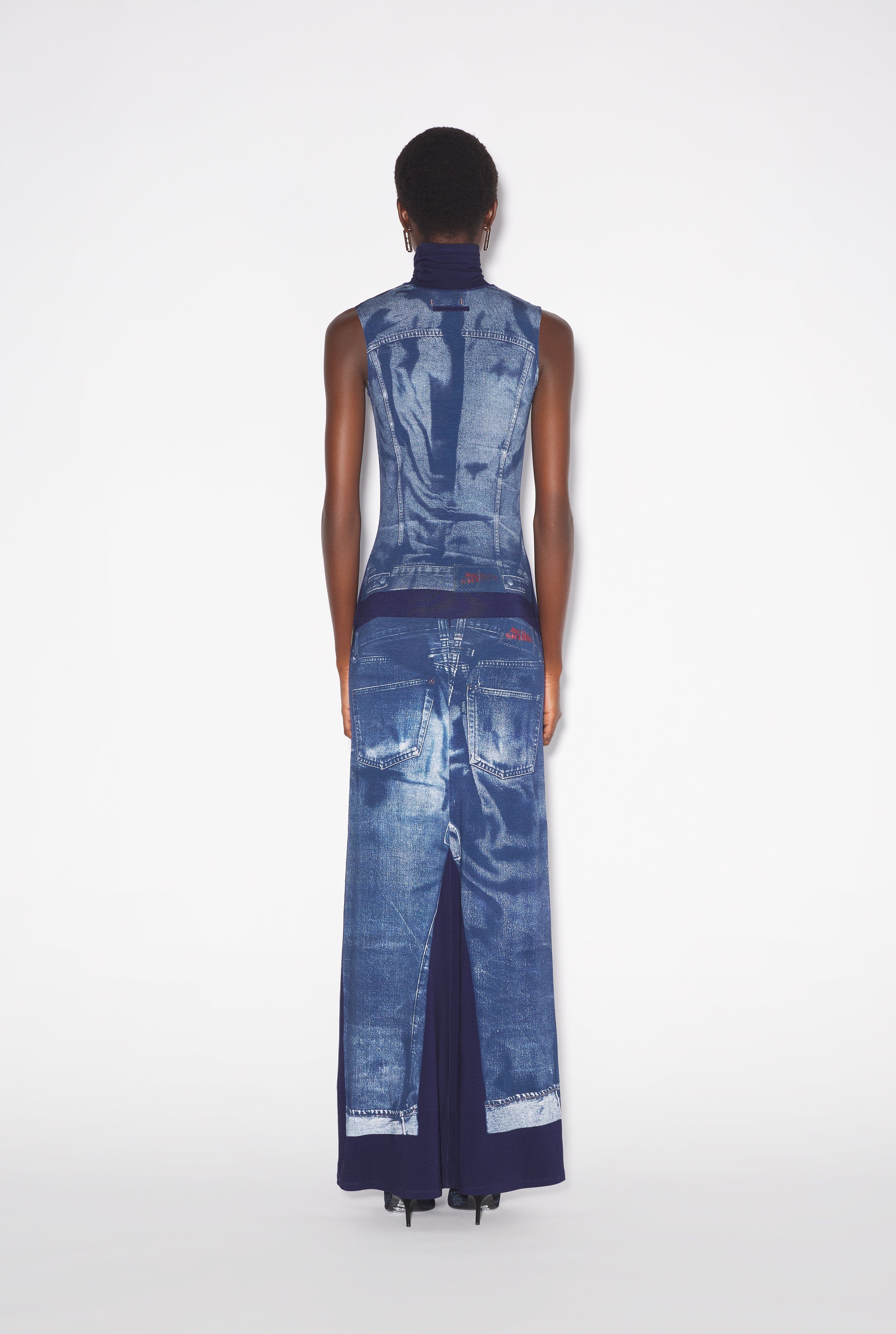 THE LONG BLUE DENIM TROMPE L’OEIL DRESS - 4