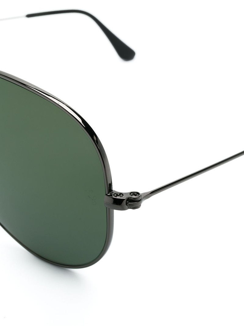 aviator shaped sunglasses 3