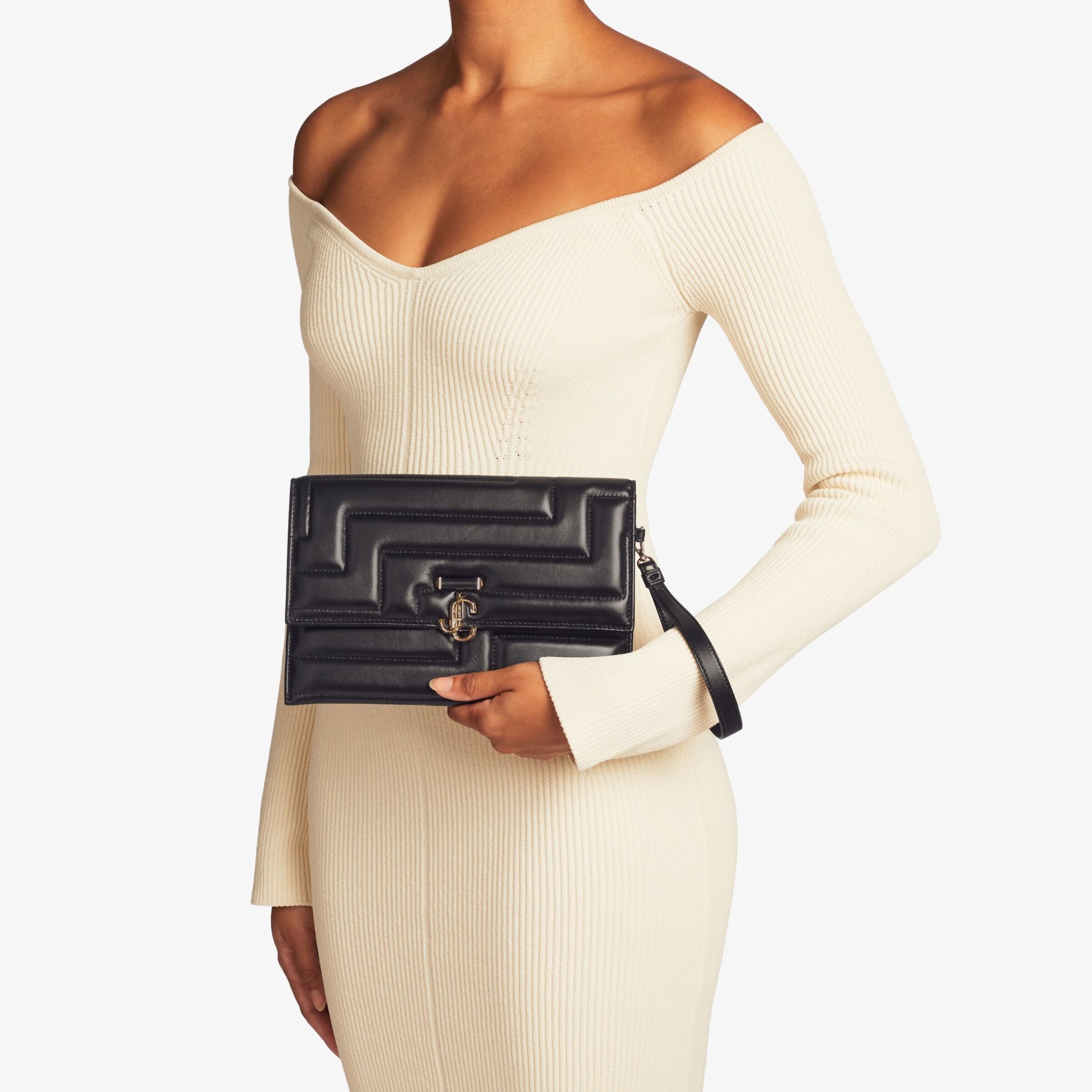 JC Square Avenue Envelope
Gold Quilted Metallic Leather Pouch - 2