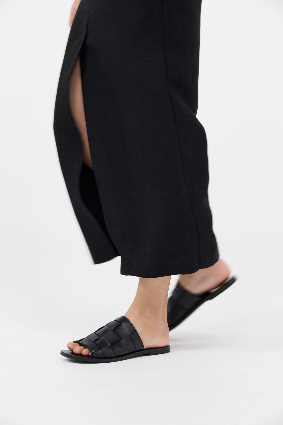 Woven Flats - Black - 3