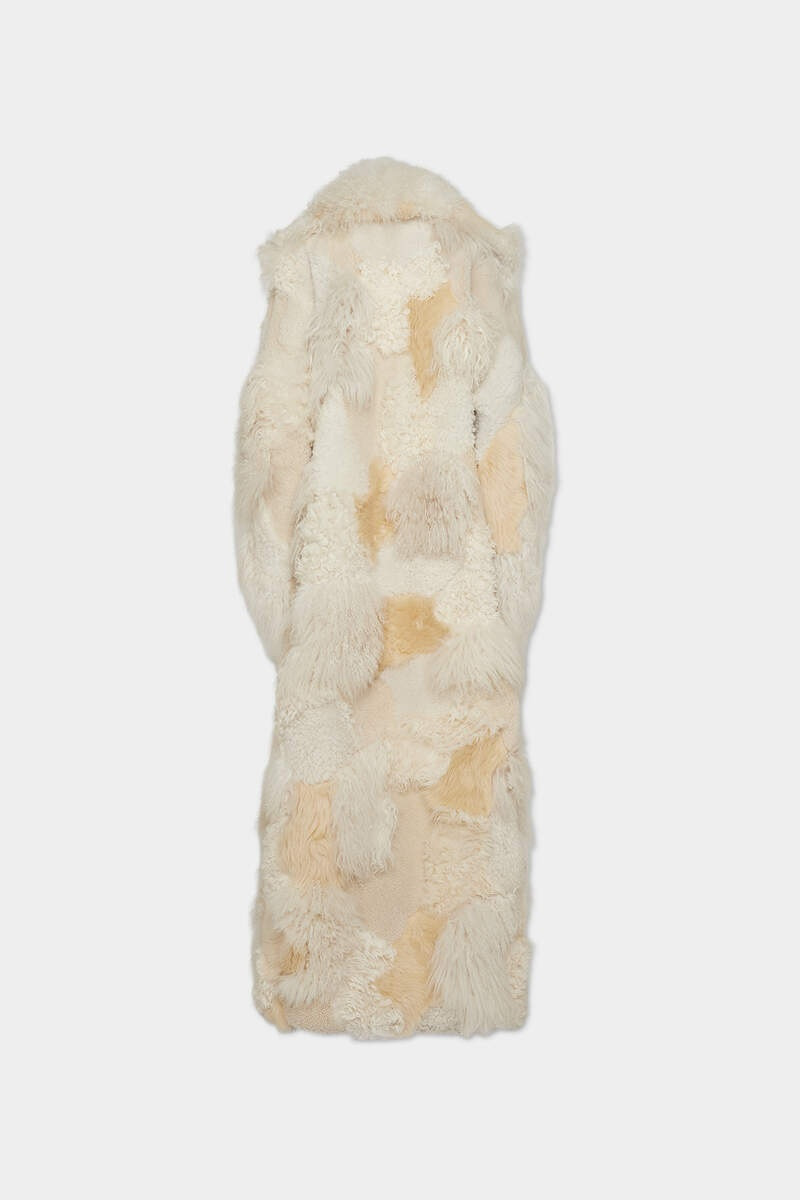 DSQUARED2 SUPER MAXI CAMU SHEARLING outlook