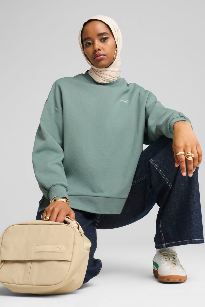 Wardrobe Essentials Women's Oversized Crew Sweatshirt 5