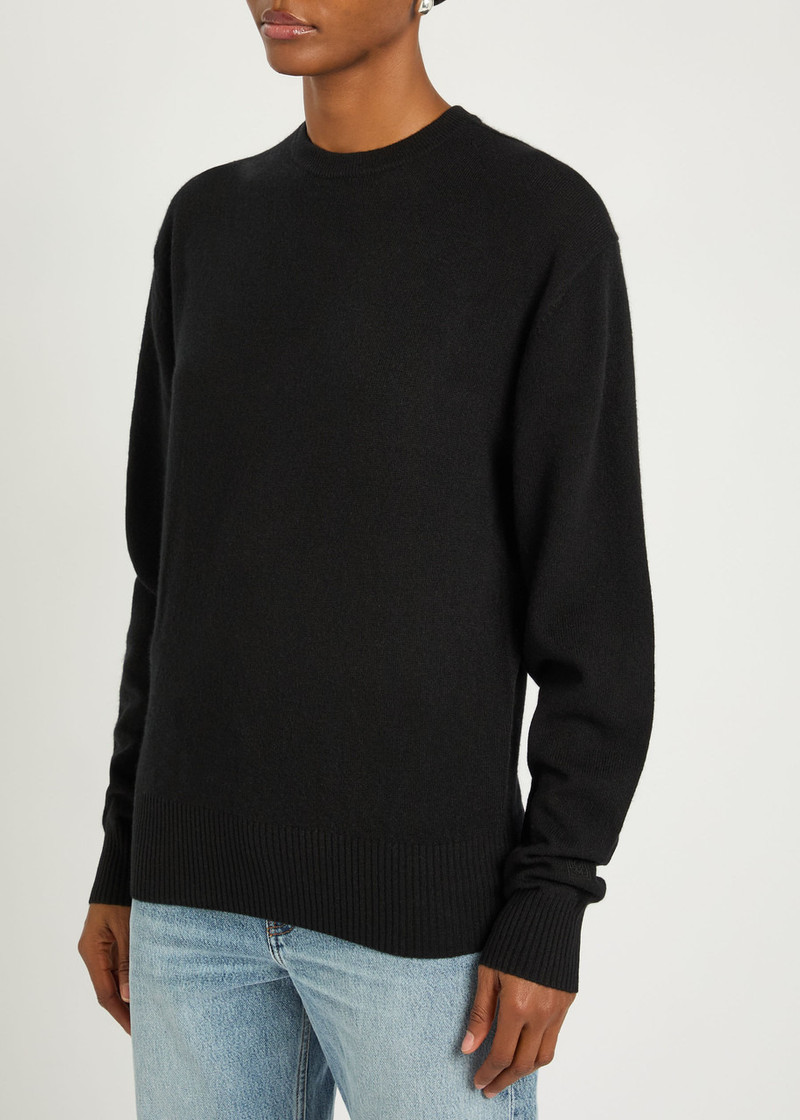 TOTEME Toteme Classic Crew-neck Cashmere Jumper outlook
