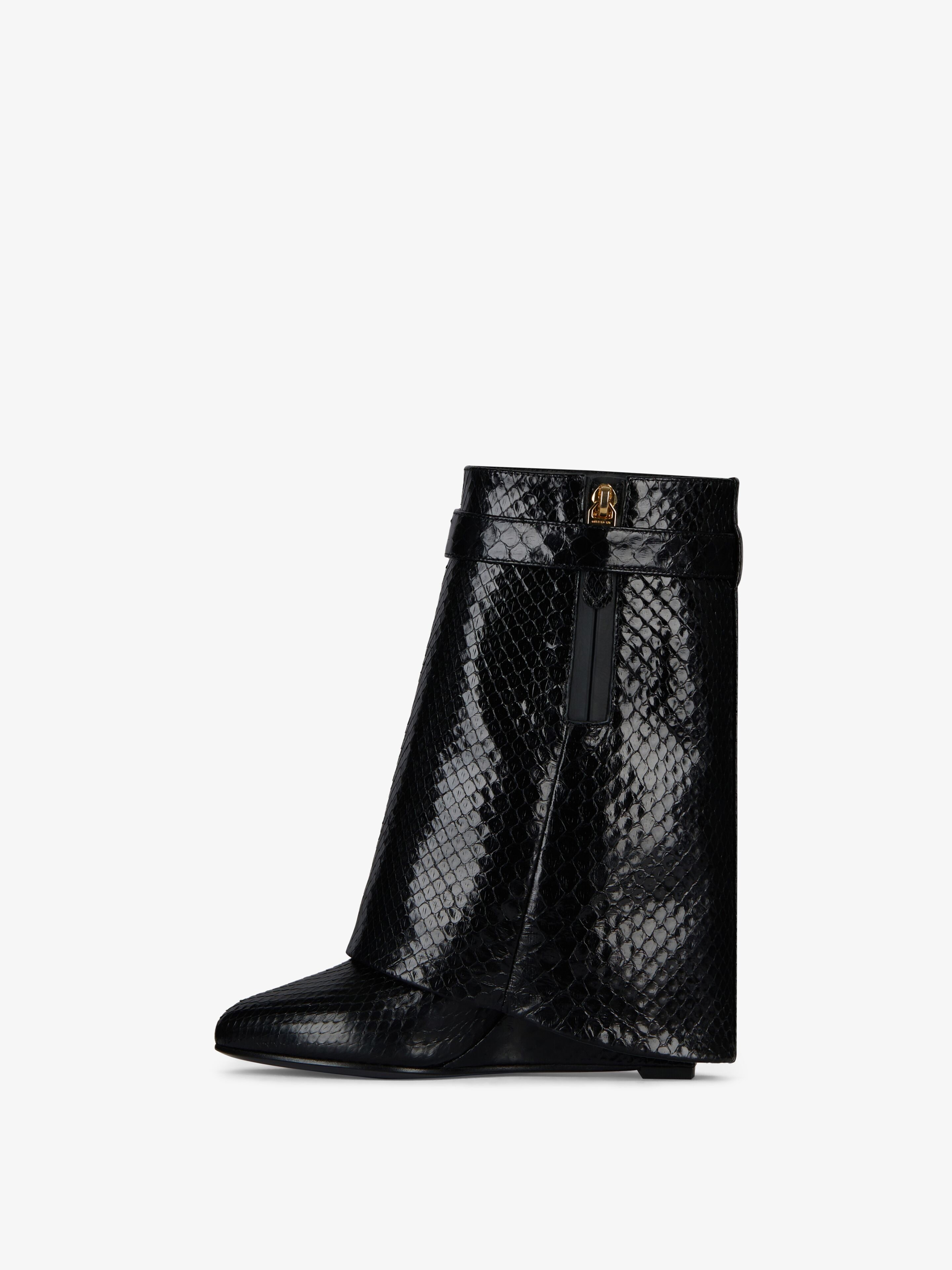SHARK LOCK ANKLE BOOTS IN PYTHON - 4