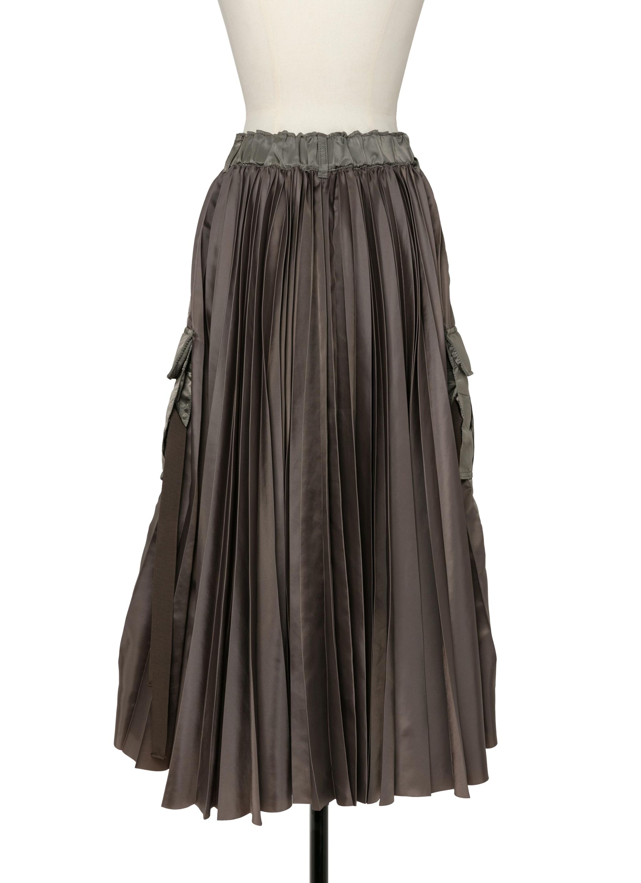 【sacai】22SS Nylon Twill Skirt sacai Nylon Twill Skirt | sacai | REVERSIBLE