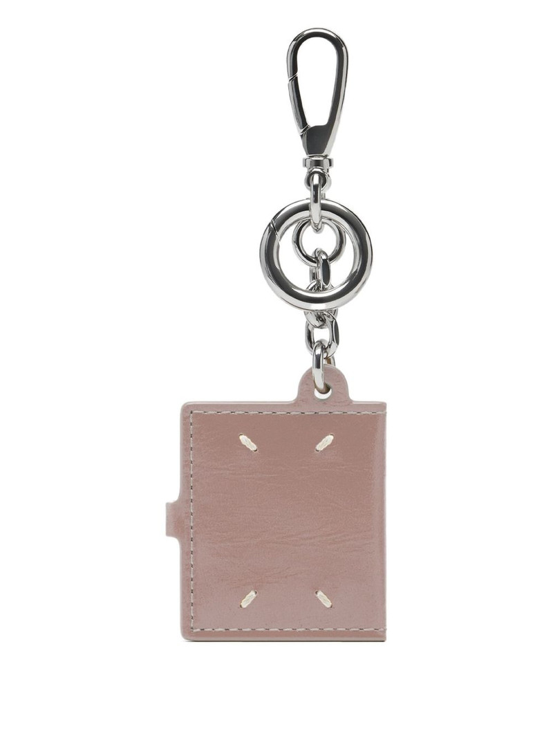 Maison Margiela id photo holder outlook