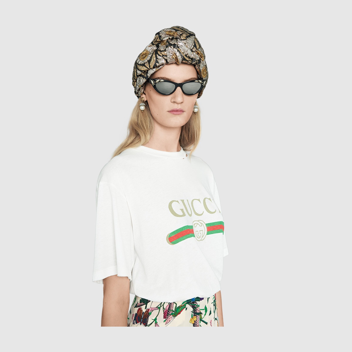 Oversize T-shirt with Gucci logo - 5