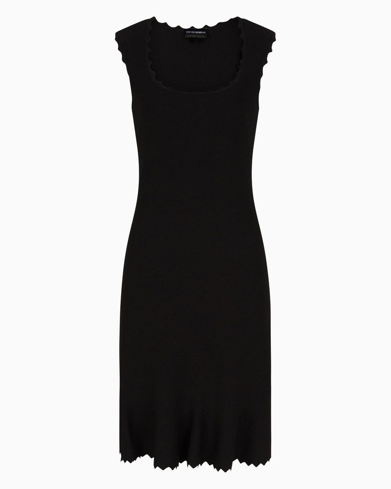 KNITTED DRESS WITH SCALLOPED EDGES 1