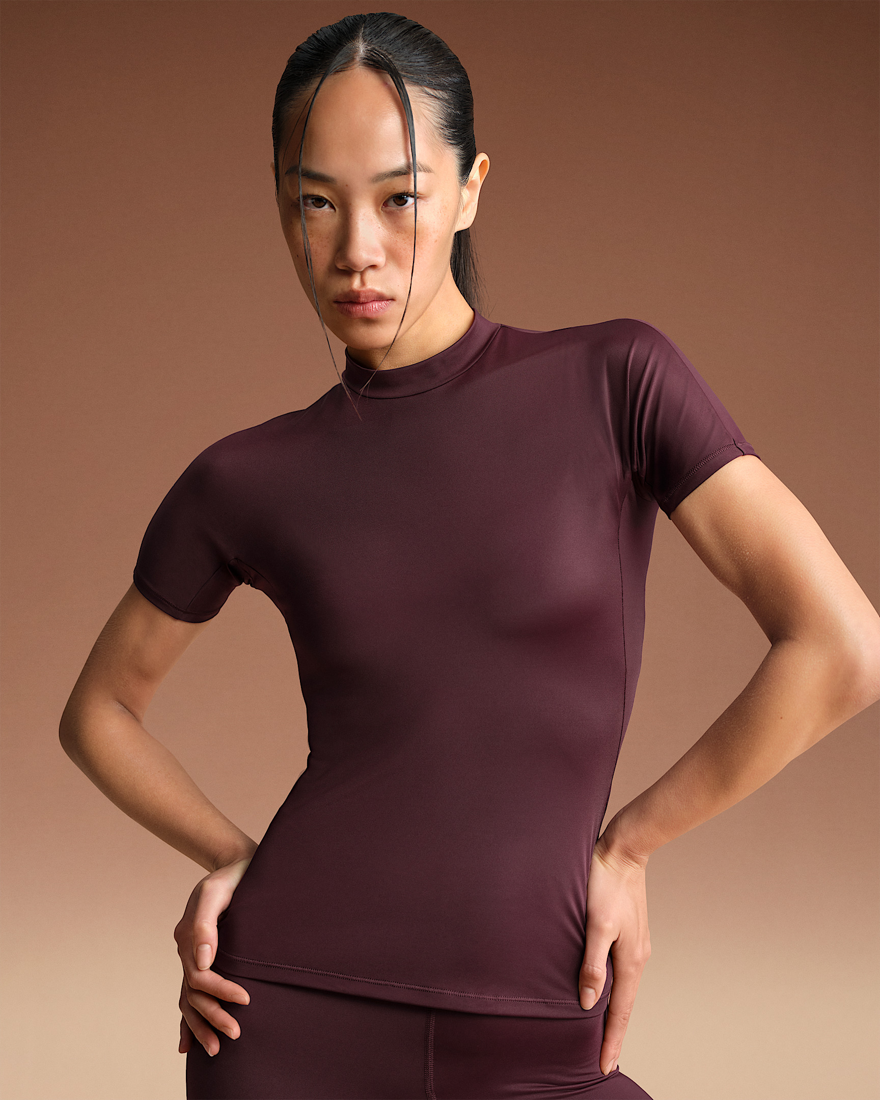 NikeSKIMS Shine Women's Mock-Neck Short-Sleeve Top - 1