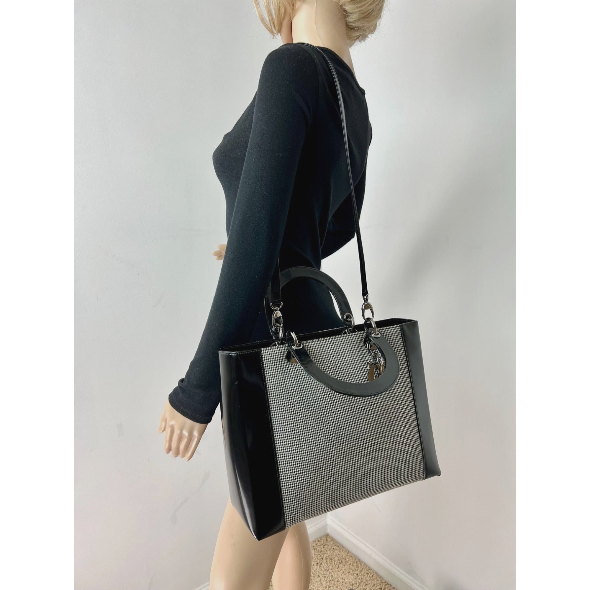Christian Dior Large Lady Black Patent Leather Canvas Hand Bag - 2