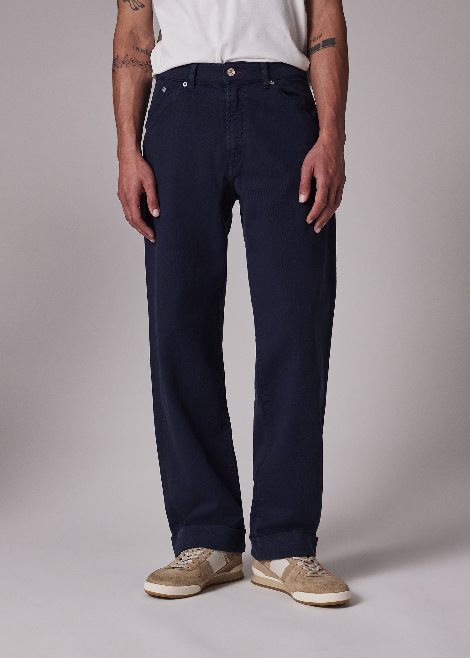 Relaxed-Fit Navy Garment-Dyed Jeans - 6