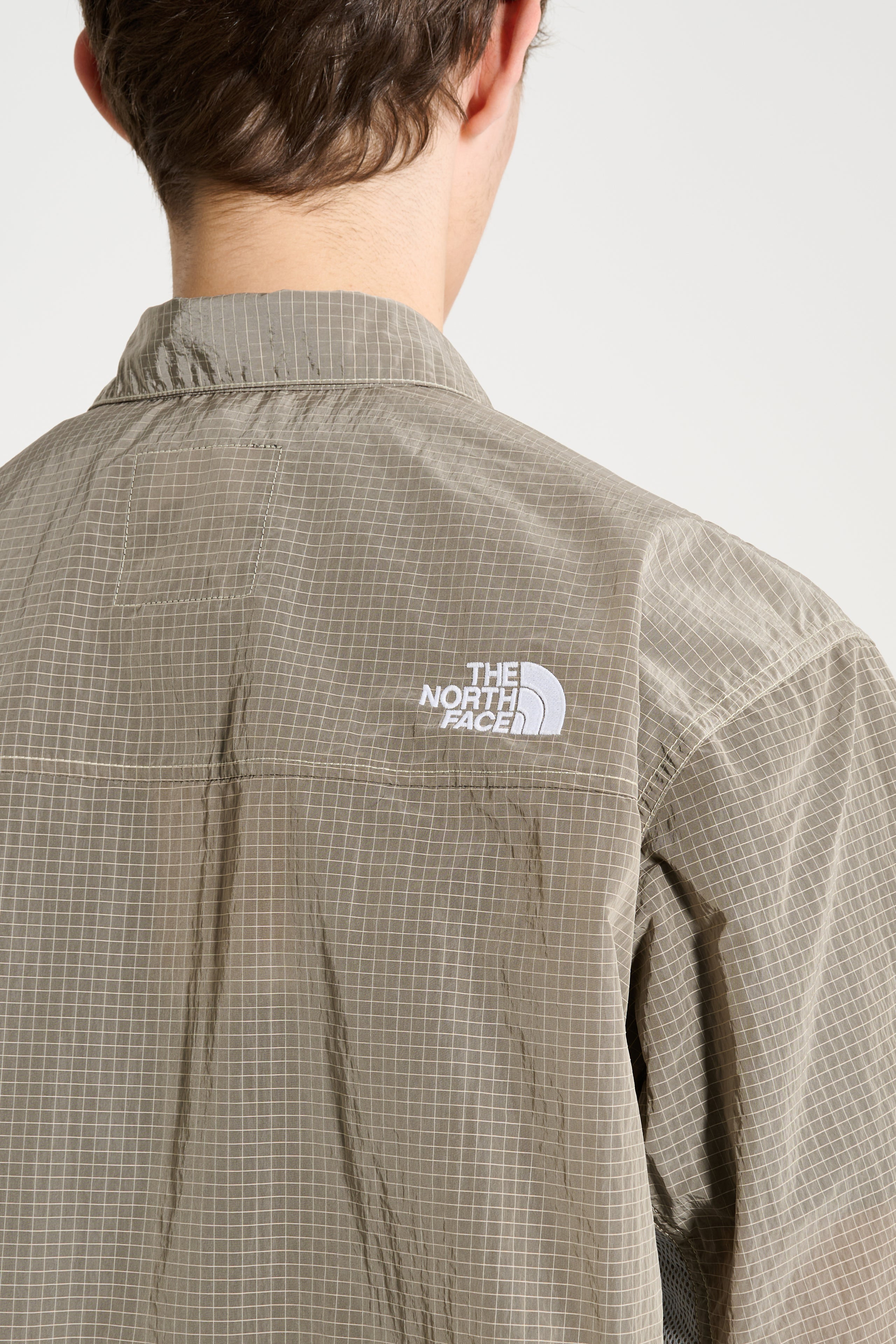 THE NORTH FACE FABRIC MIX SHORT SLEEVE SHIRT GRAVEL - 7