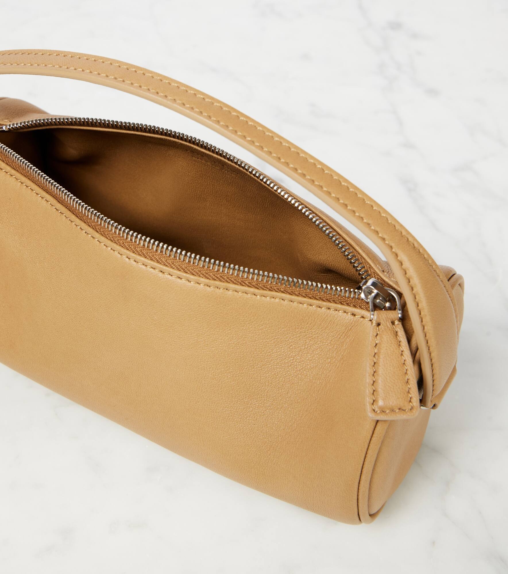 Round '90s leather tote bag - 3