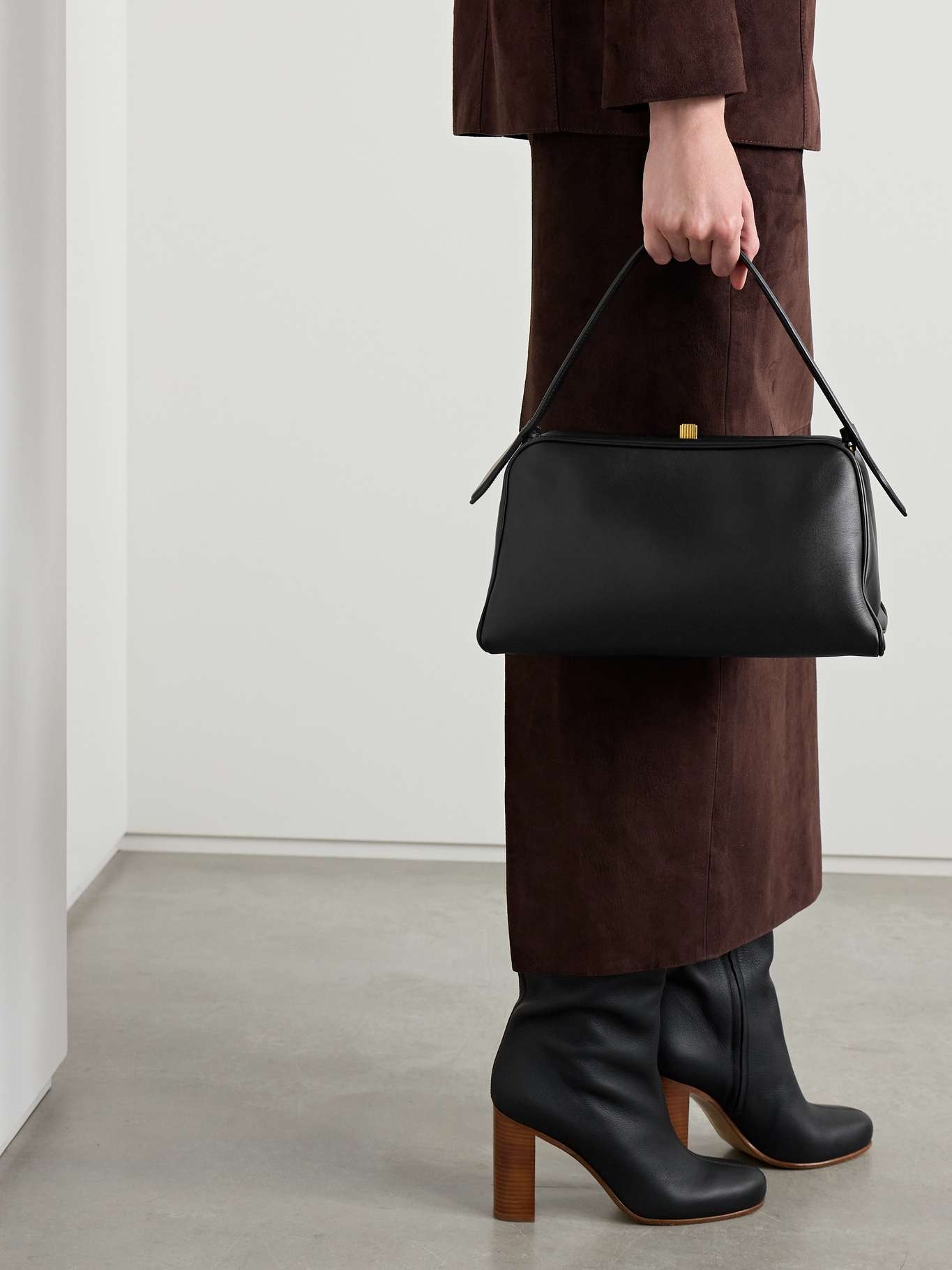 Cate leather-trimmed calf hair tote Black - 3