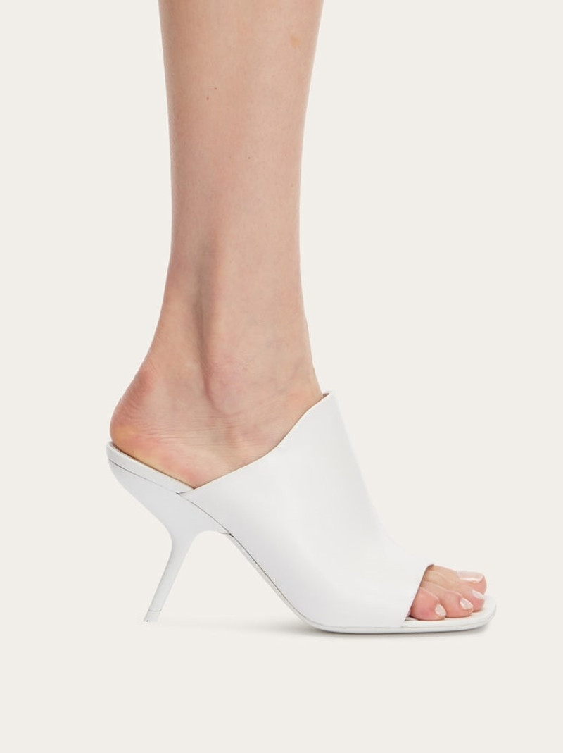 FERRAGAMO OPEN-TOE SLIDE outlook