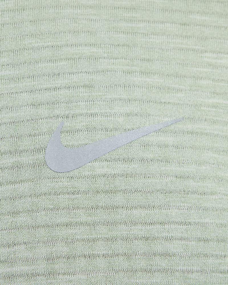 Nike Element Men's Therma-FIT Repel 1/2-Zip Running Top 4