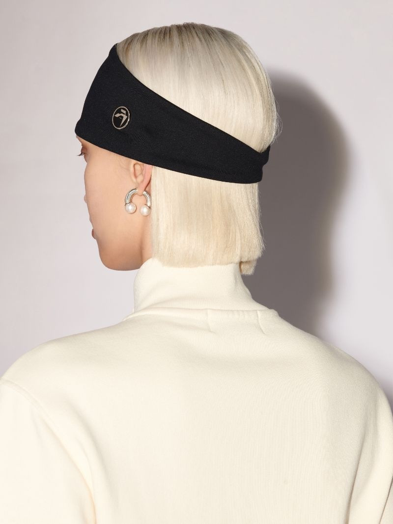 Pearl Barbell Earrings 4