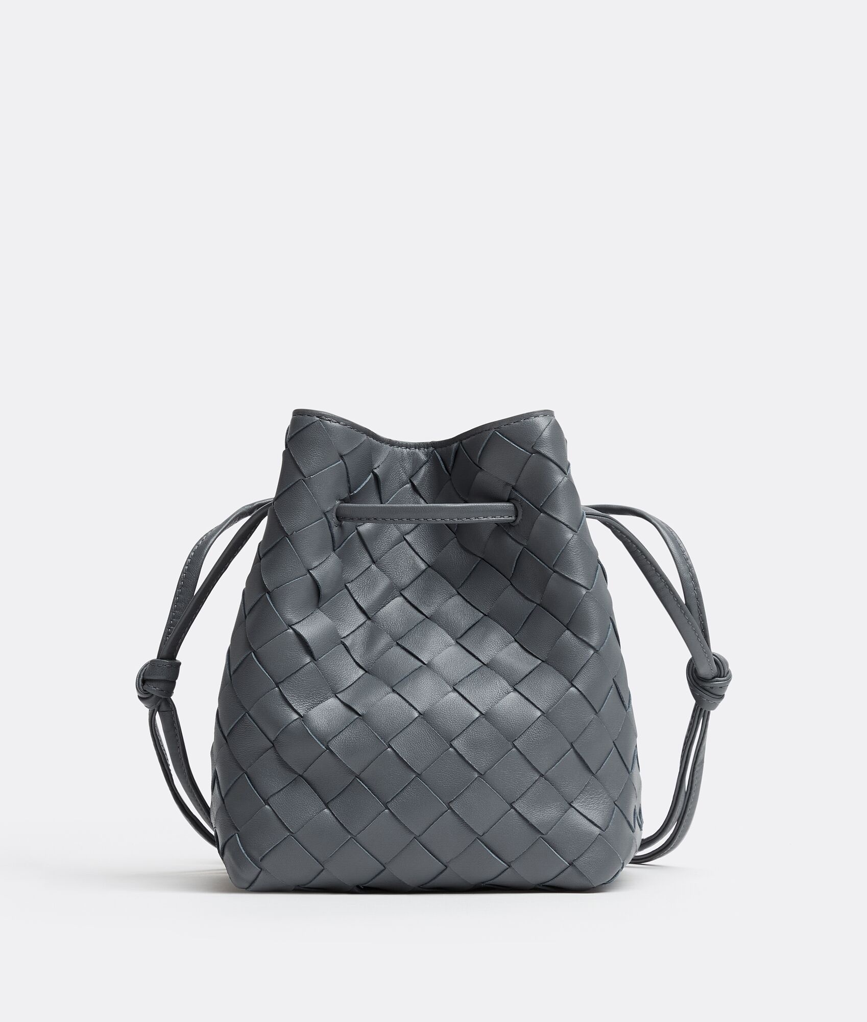 Bottega Veneta small intrecciato bucket bag REVERSIBLE
