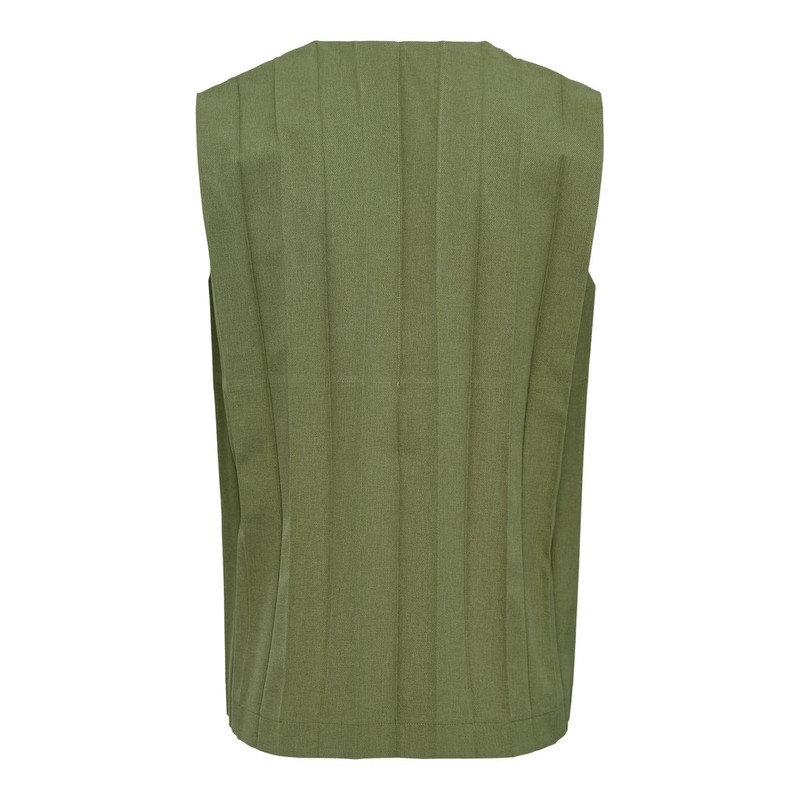 ISSEY MIYAKE Edge Ensemble Vest outlook