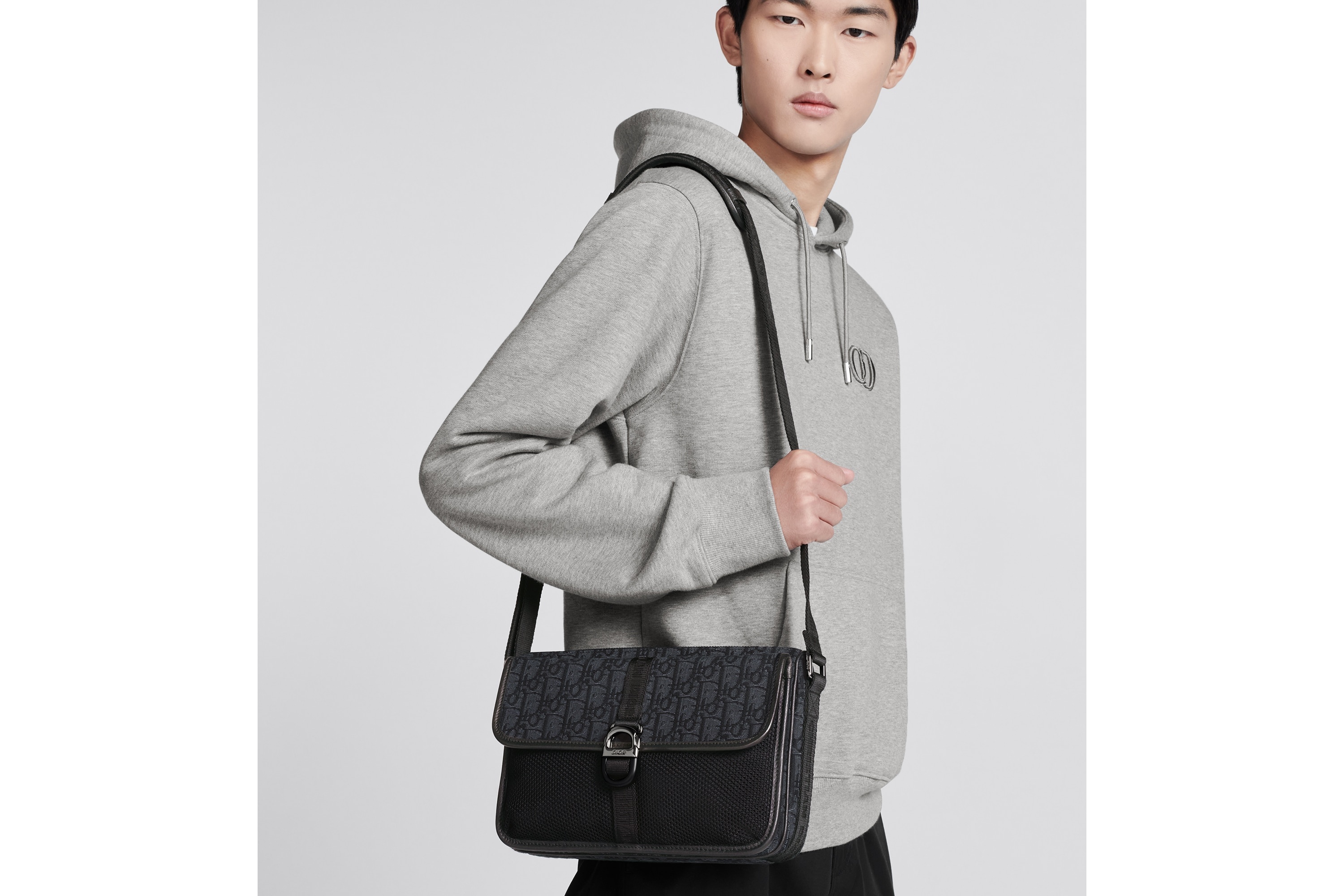 【とてもシック★】Dior DIOR 8 メッセンジャーバッグ DIOR | Dior 8 メッセンジャーバッグ ディオール オブリーク