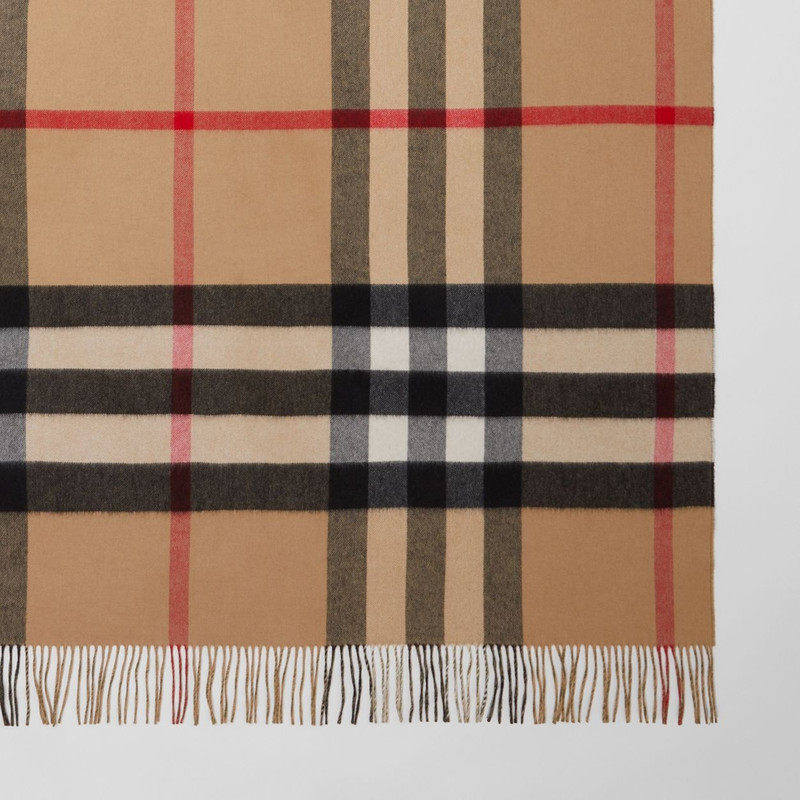 Burberry Check Cashmere Blanket outlook
