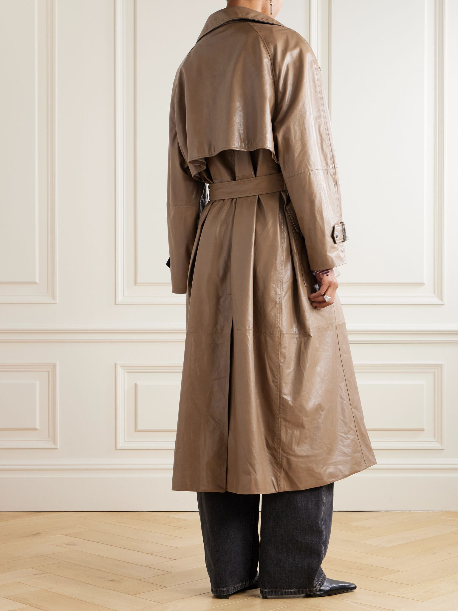 Bead-embellished belted double-breasted leather trench coat Brown - 4