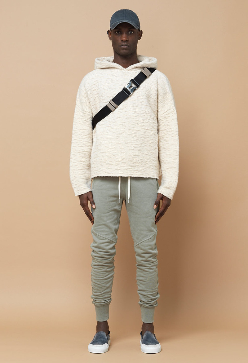 GLITCH JACQUARD PONCHO 3