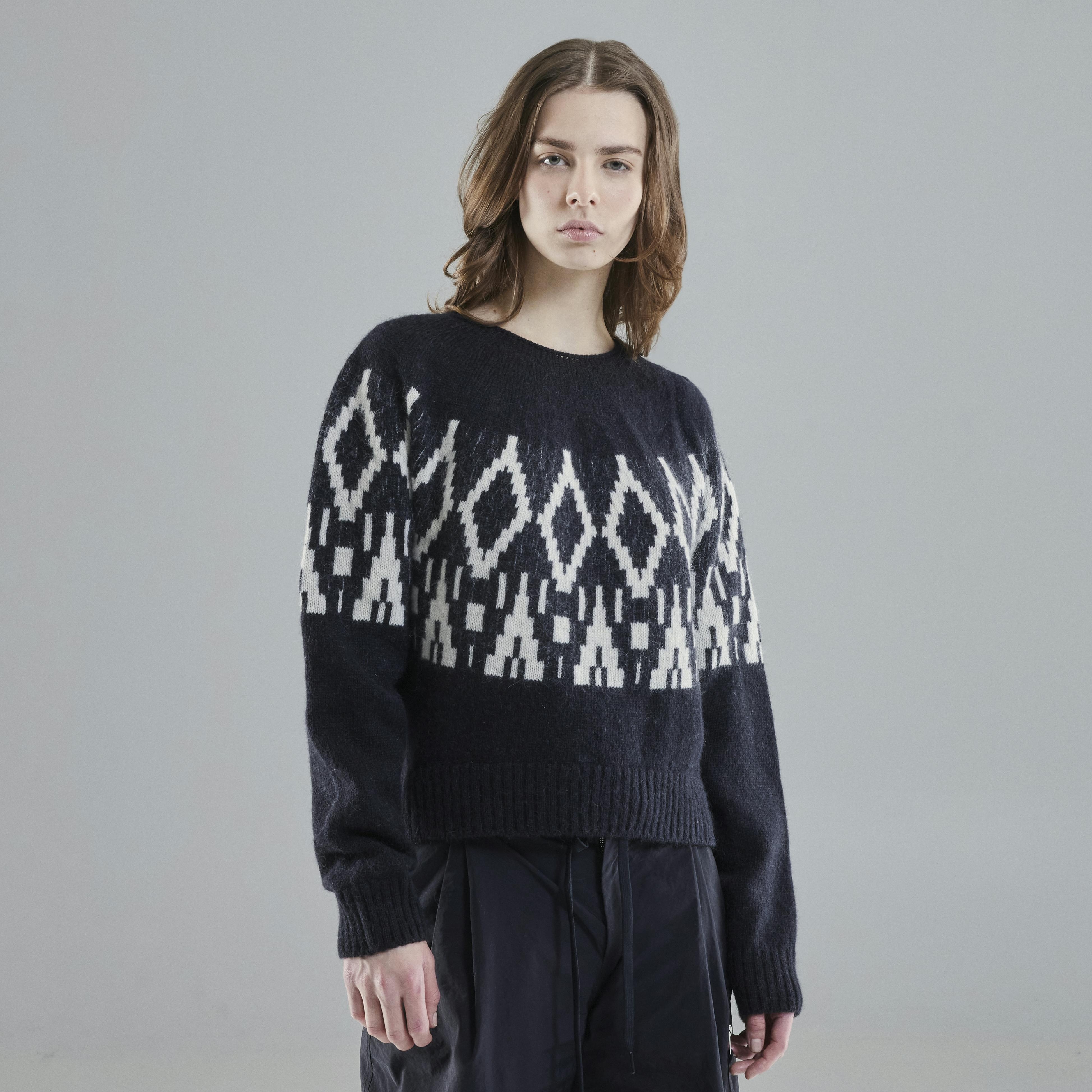 Tjörnin Knitted Sweater - 2