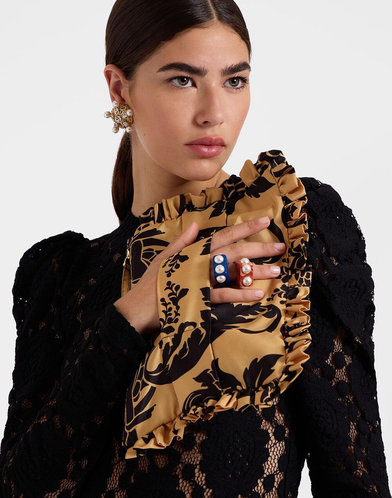 Hand Pochette 7
