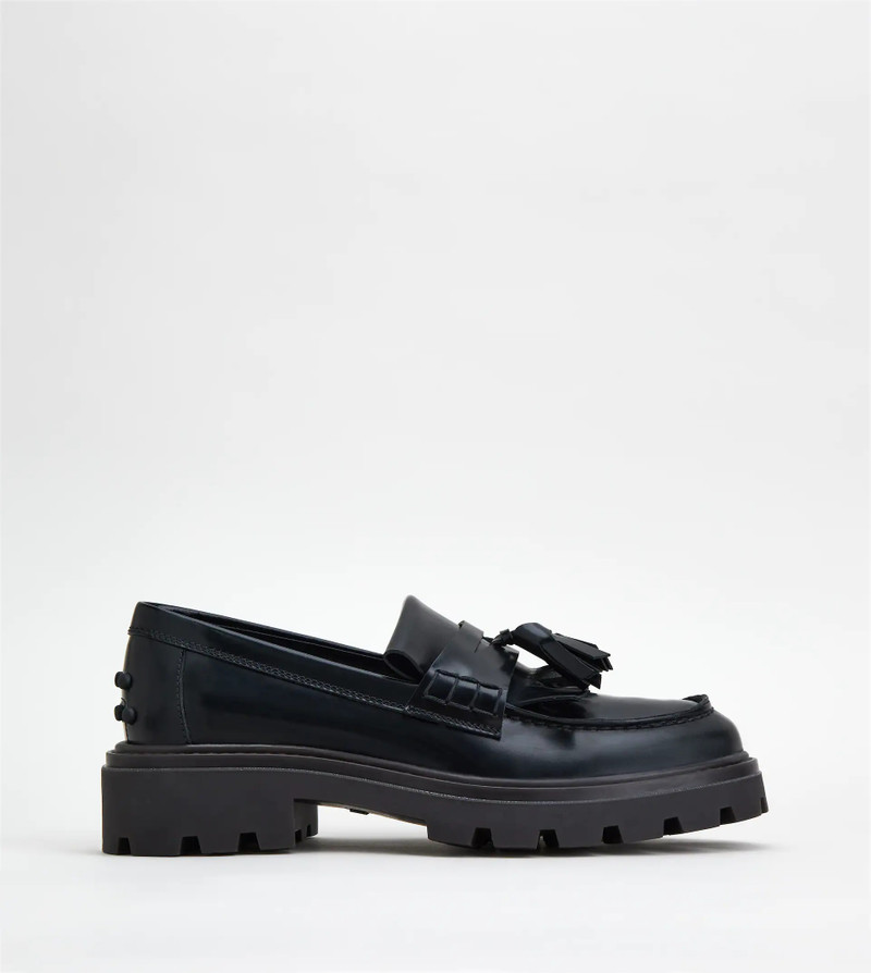 Tod's LOAFERS IN LEATHER - BLACK outlook