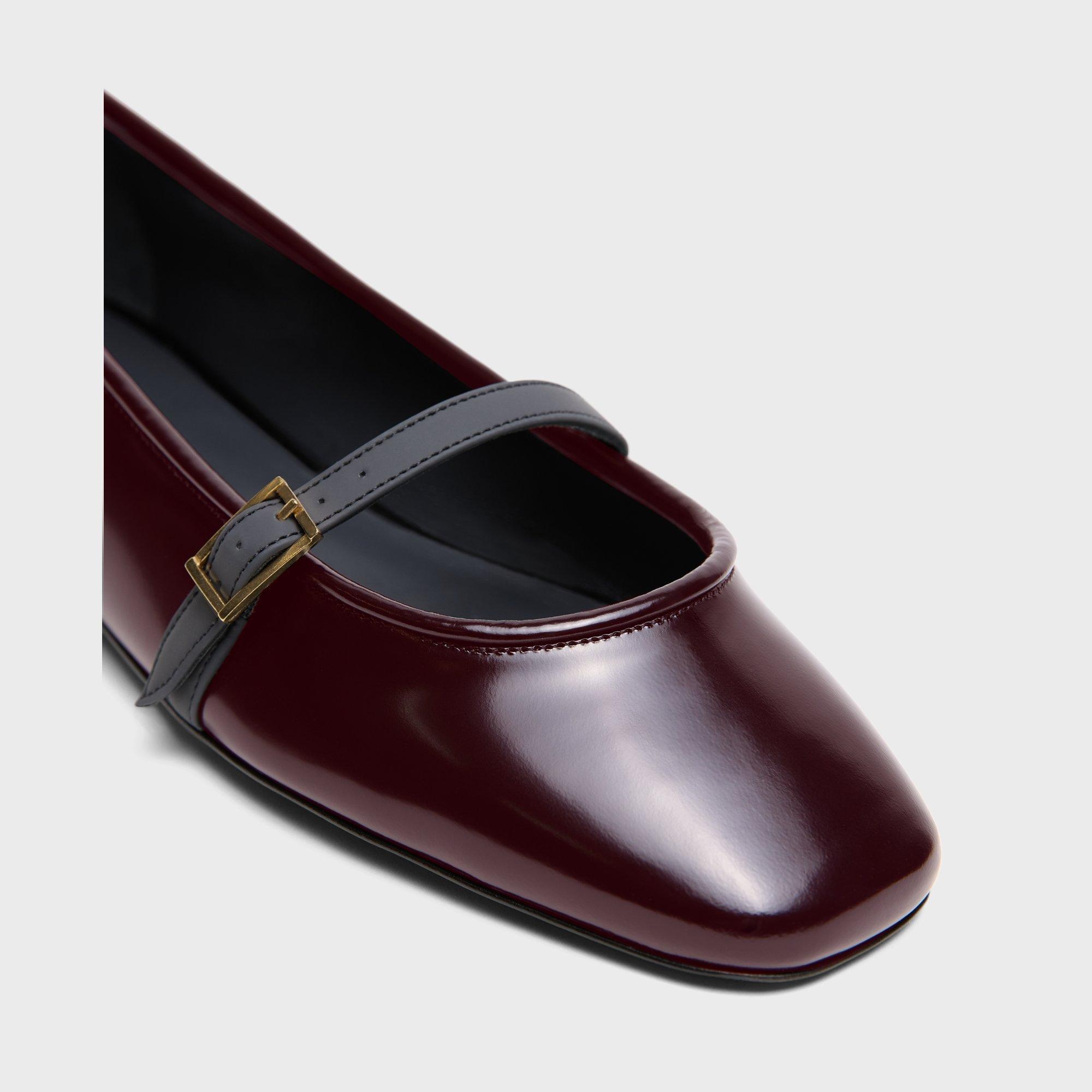 Leather Ballerina Flat - 6