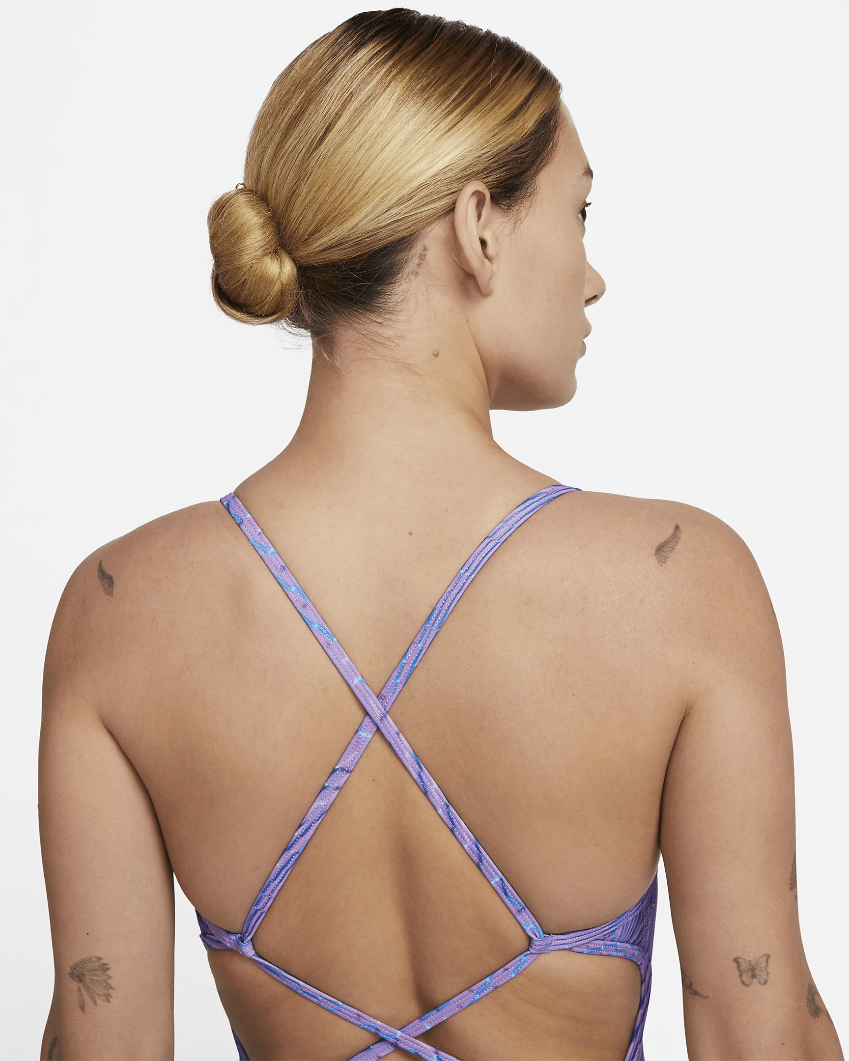 Nike Women's Swim HydraStrong Lace-Up Tie-Back One-Piece Swimsuit - 4