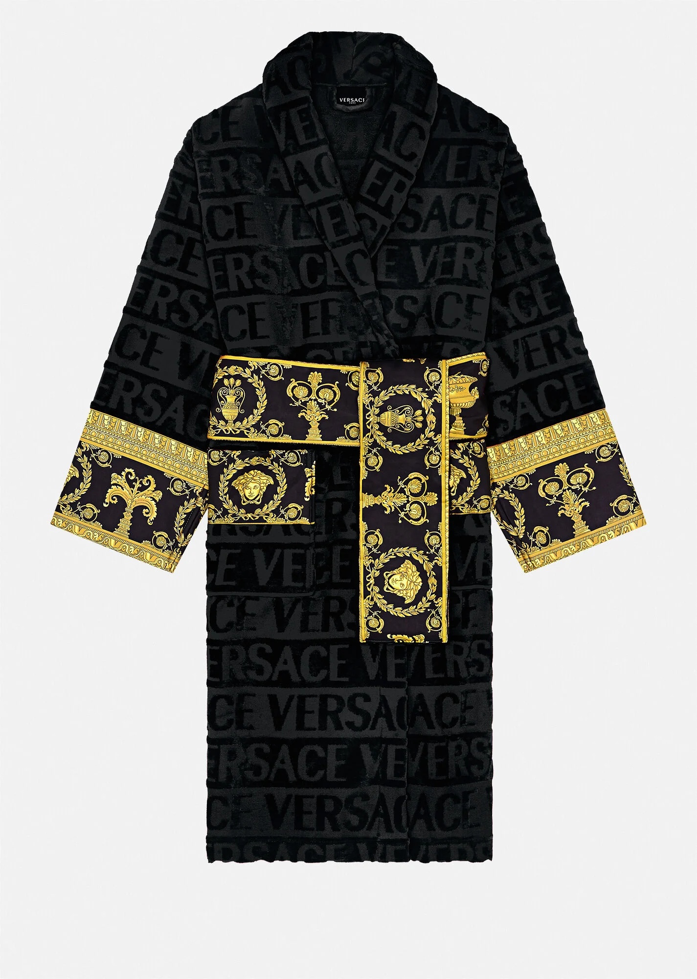 I ♡  Baroque Bathrobe - 1