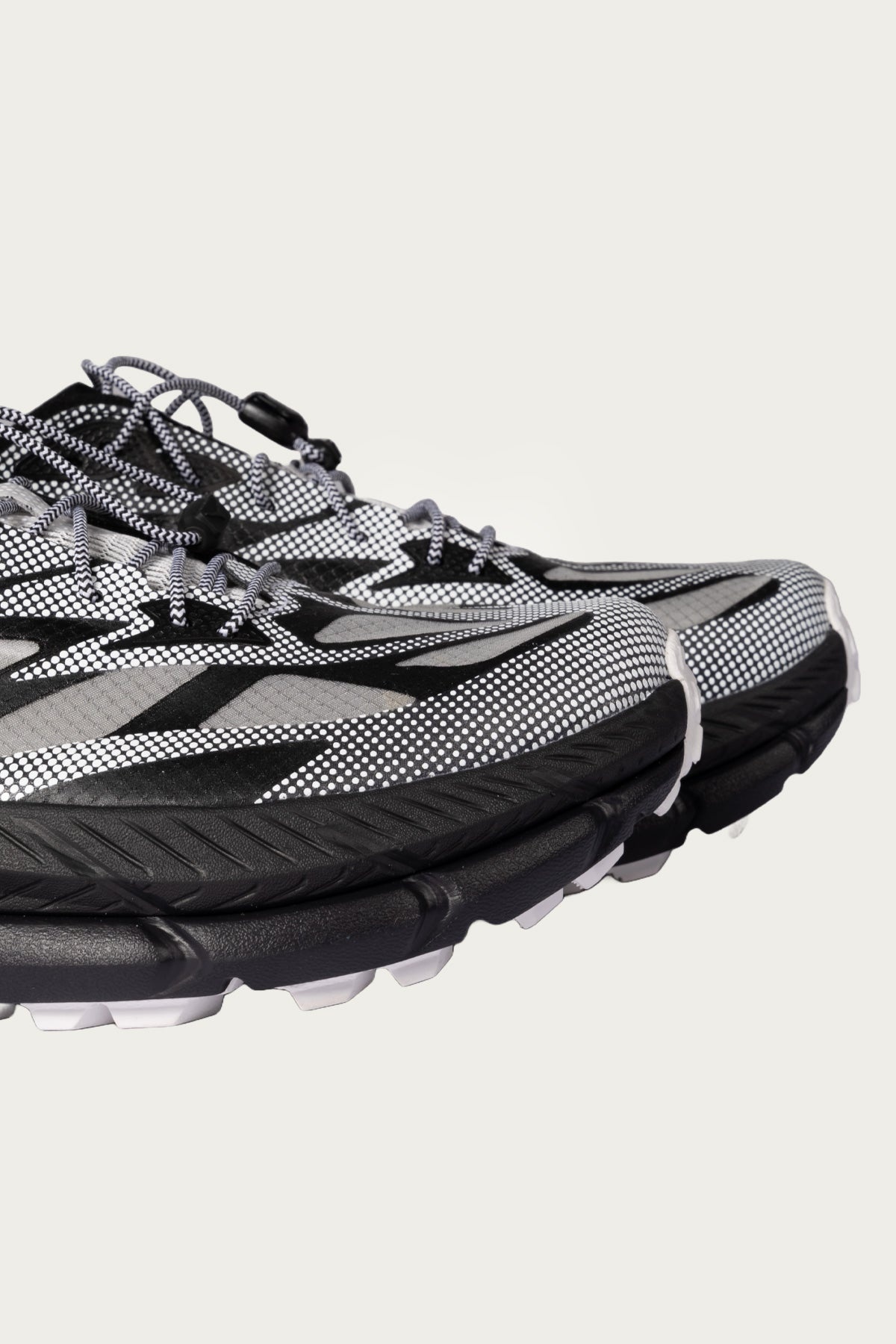 U Mafate Speed 4 Lite TS - Black/White - 5