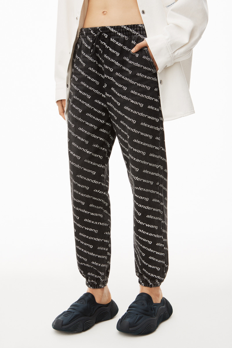 LOGO PRINT JOGGER IN DENIM 3