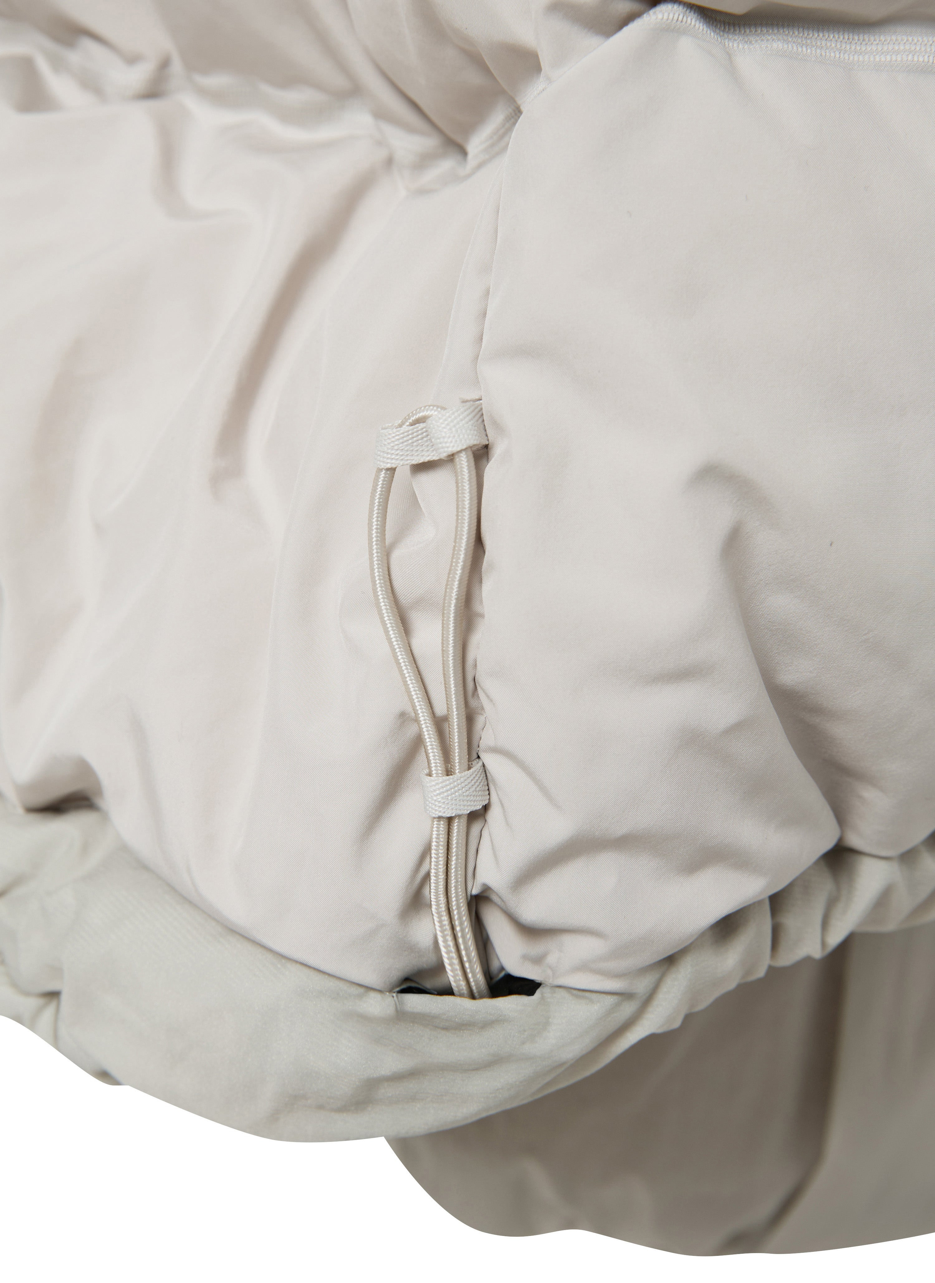 COCOON DOWN
( - 6