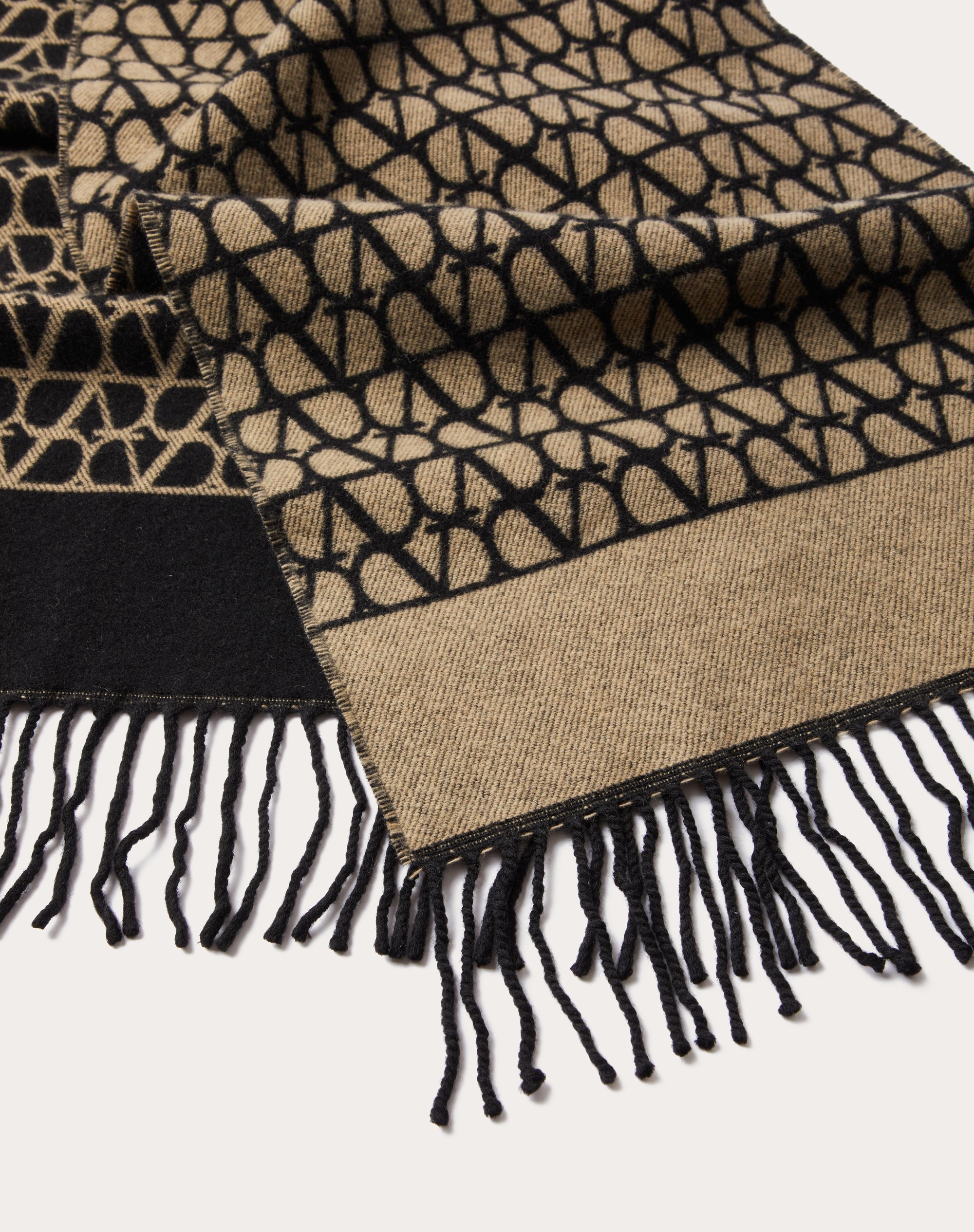 TOILE ICONOGRAPHE WOOL AND CASHMERE SCARF - 2
