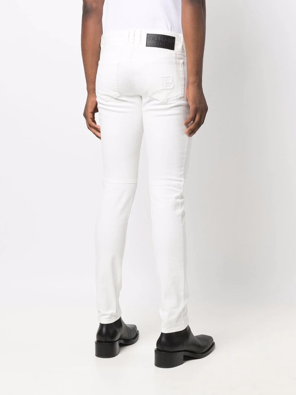 multi-cuts tapered jeans - 4