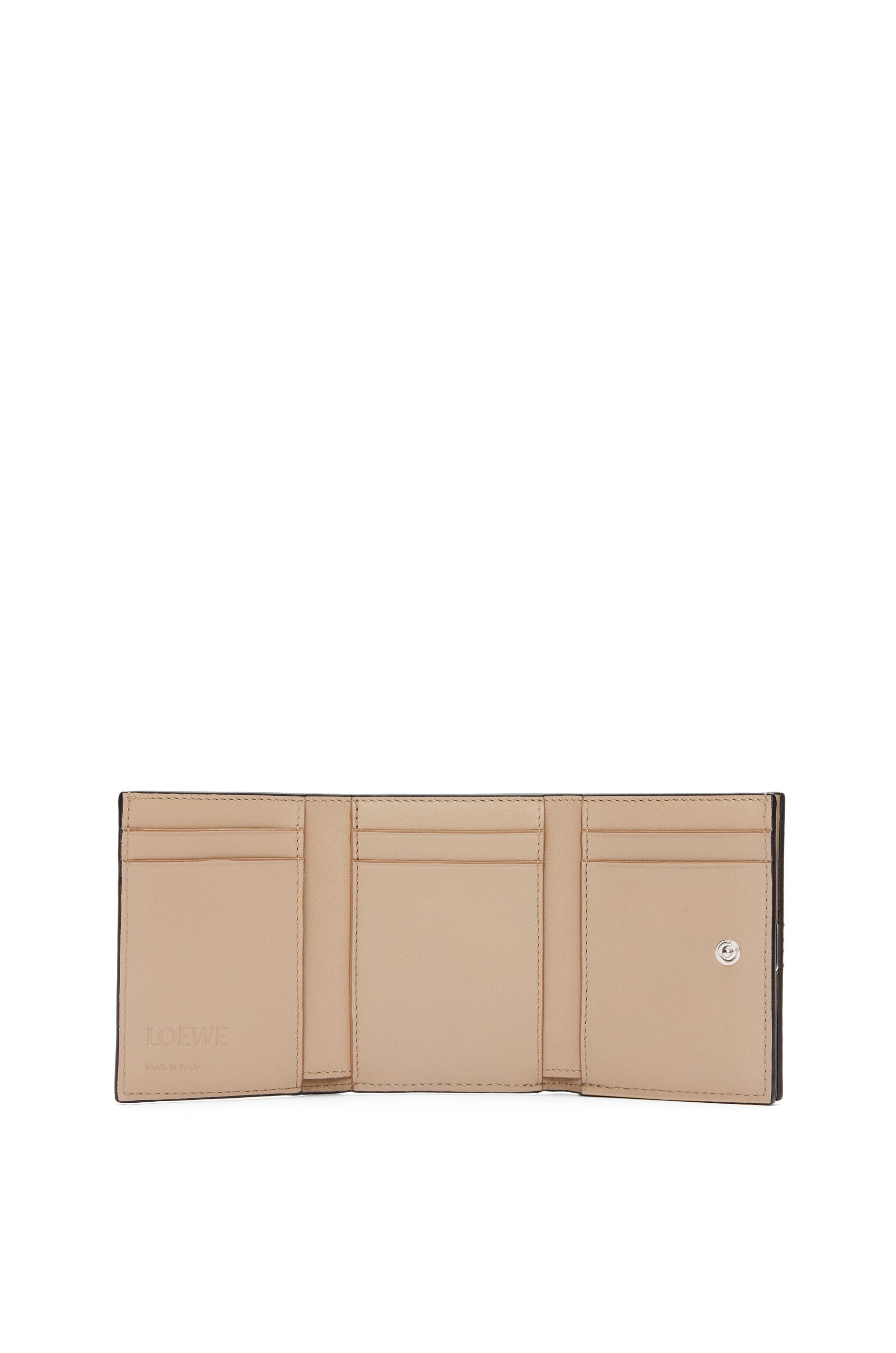 Anagram trifold wallet in pebble grain calfskin - 2