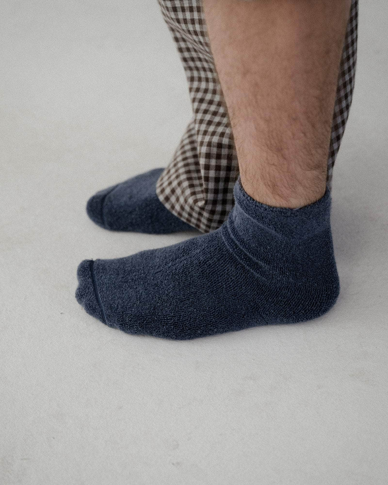 BASERANGE Buckle Overankle Socks - Textured Organic Cotton outlook