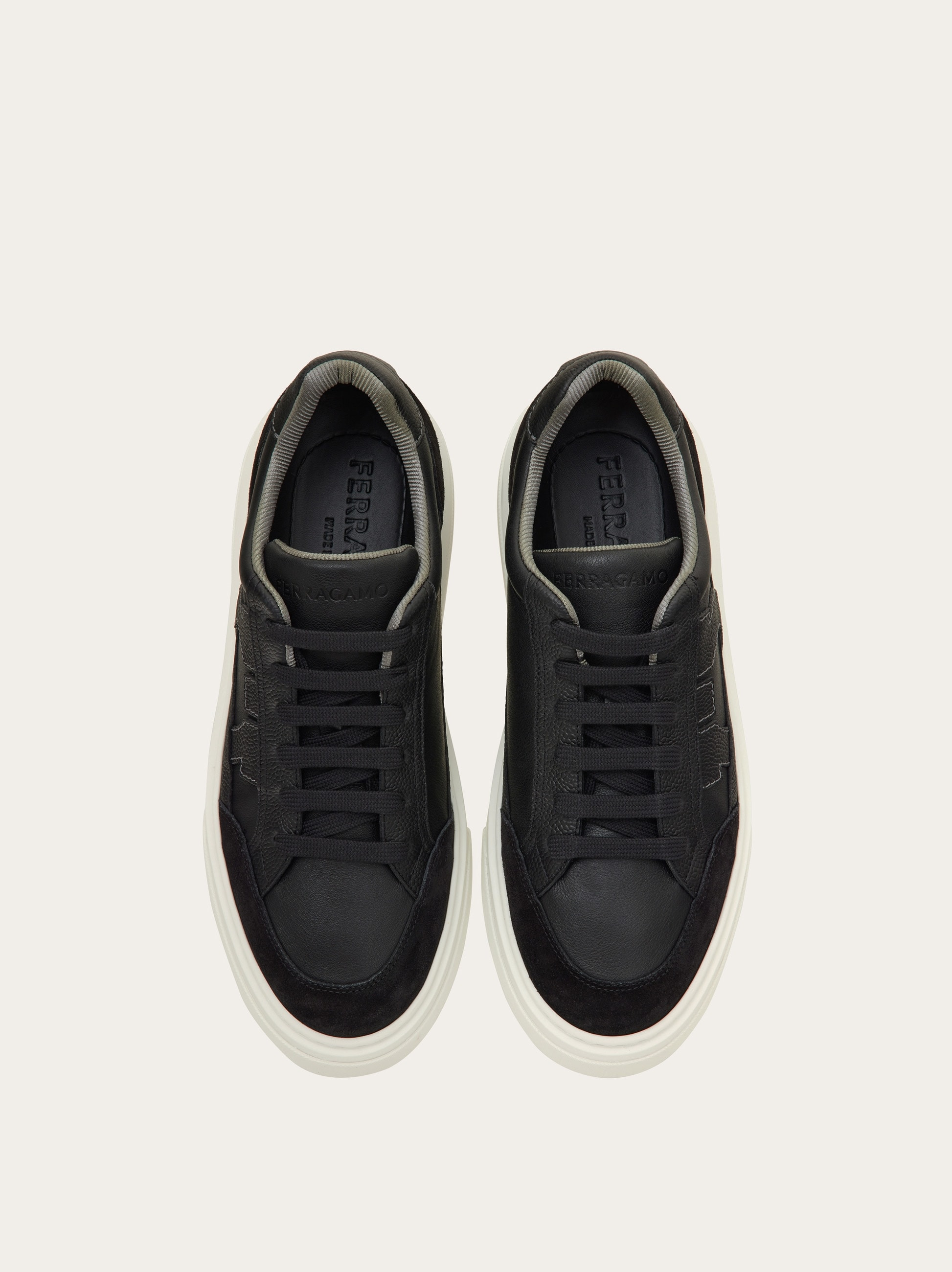 Low top sneaker with Gancini ornament - 3