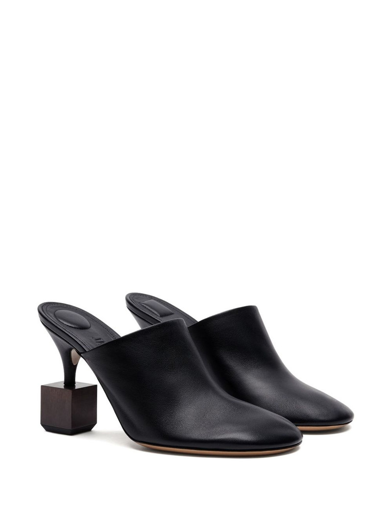 JACQUEMUS leather mules outlook
