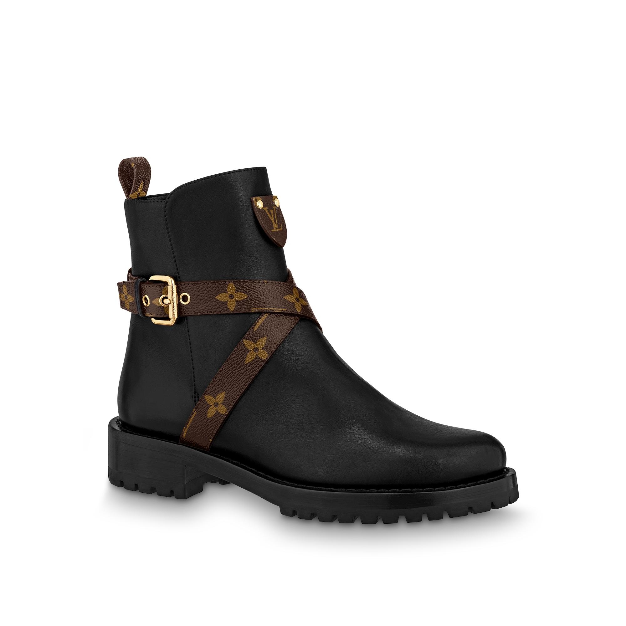 Discovery Flat Ankle Boot - 1