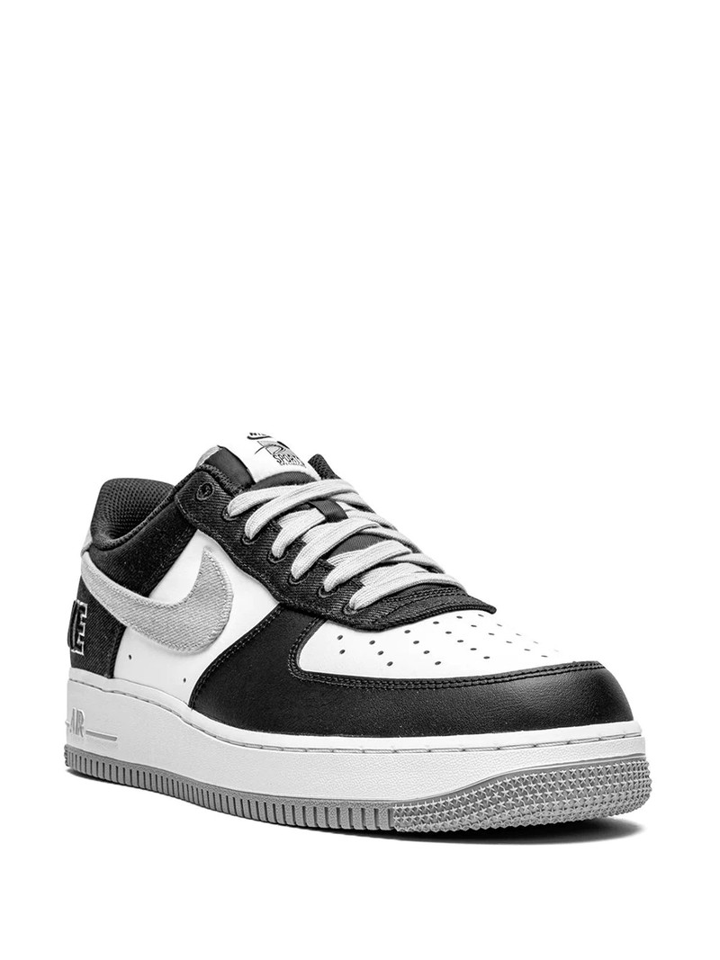 Nike Air Force 1 '07 EMB sneakers outlook
