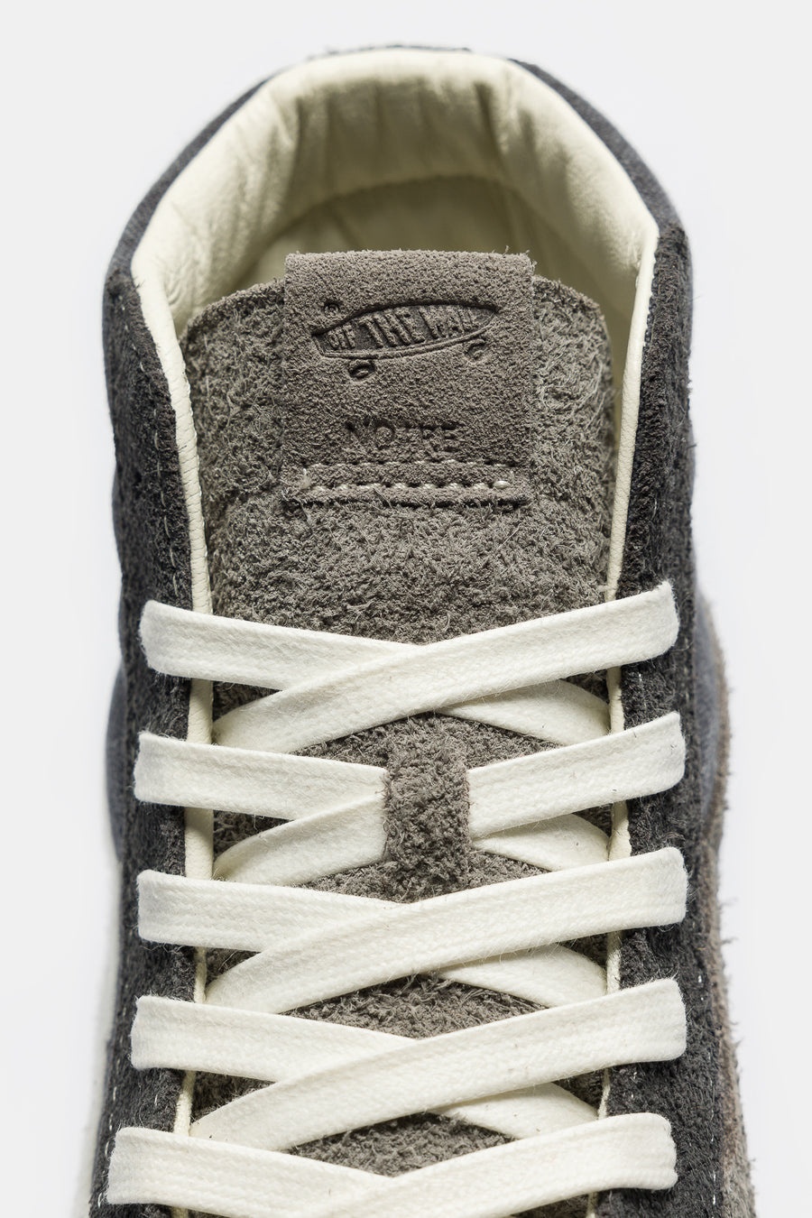 ★海外限定★Vans Notre LX Sk8-Hi Reissue 38 Sneaker Vans Notre LX Sk8-Hi Reissue 38 Sneaker in Raven | notreshop